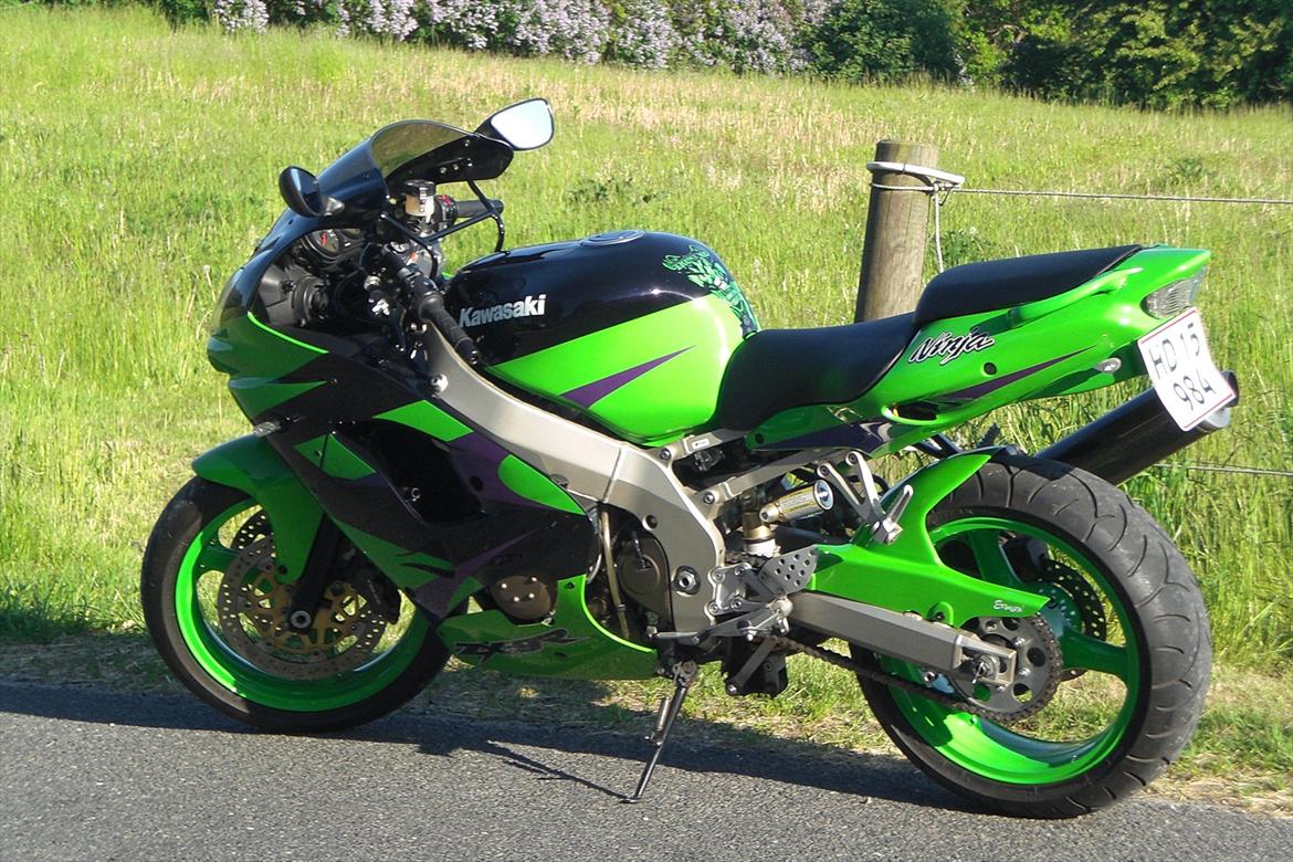 Kawasaki zx9r billede 1