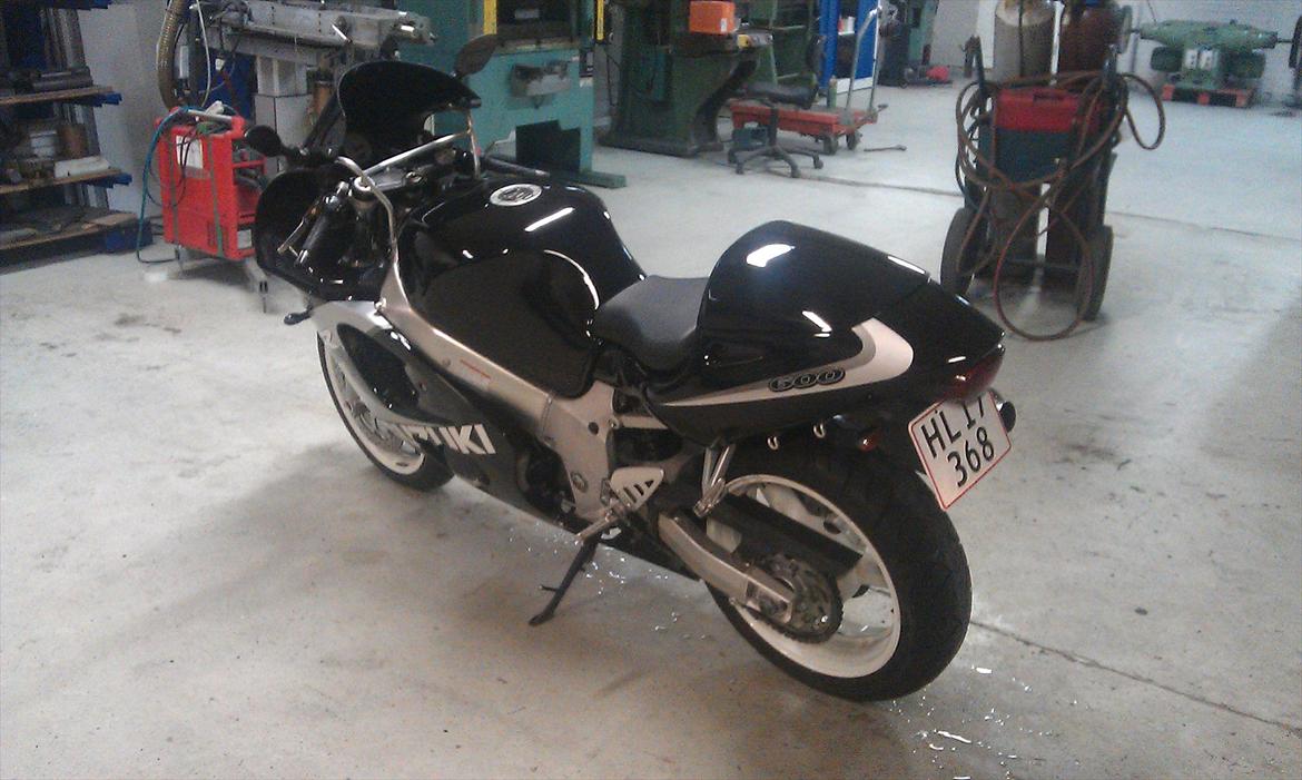Suzuki GSXR 600 SRAD billede 4