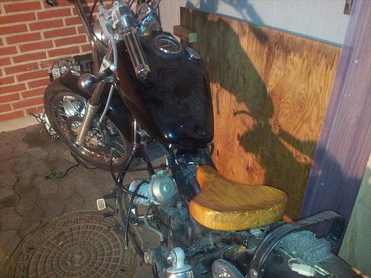 Suzuki Savage LS 650 billede 7