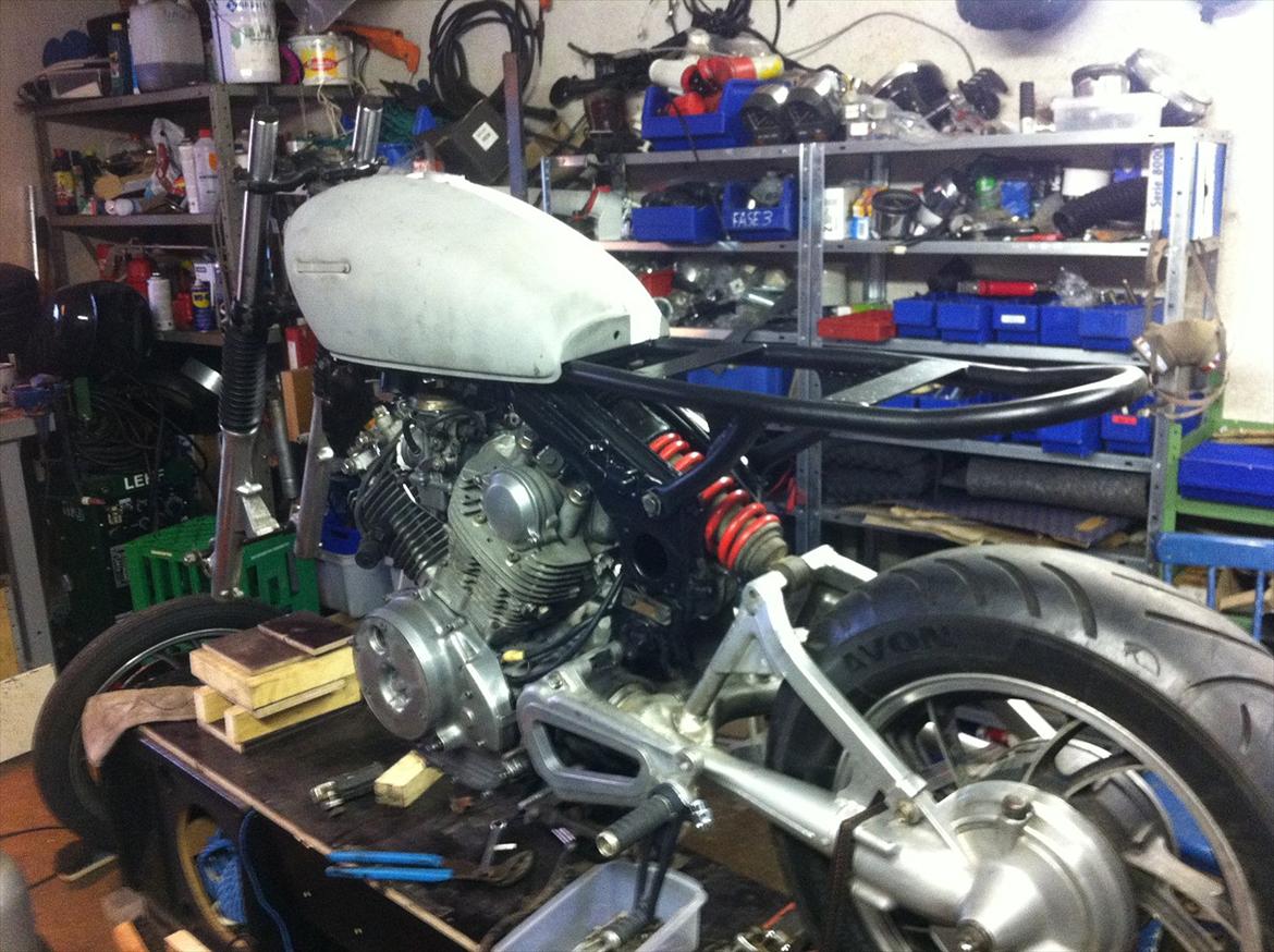 Yamaha xv 750 Cafe projekt billede 7