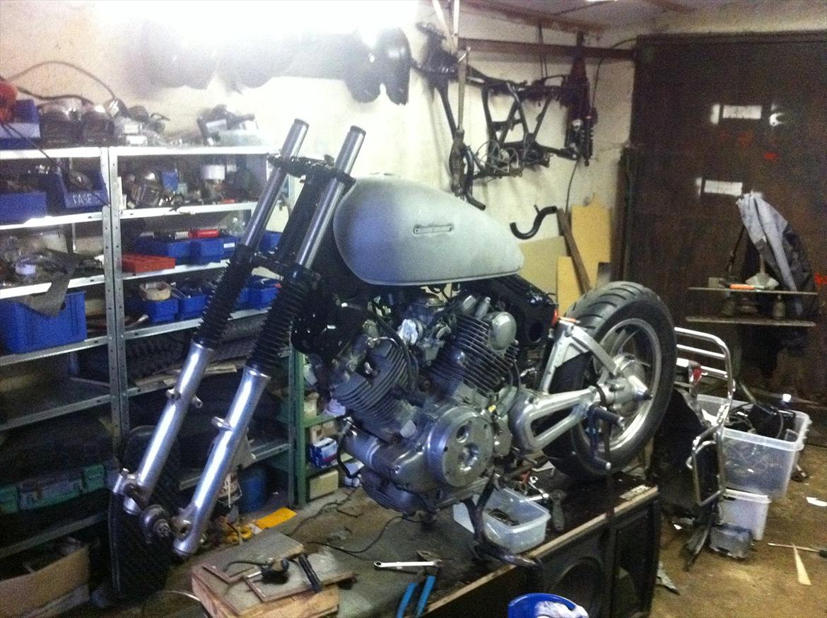 Yamaha xv 750 Cafe projekt billede 8