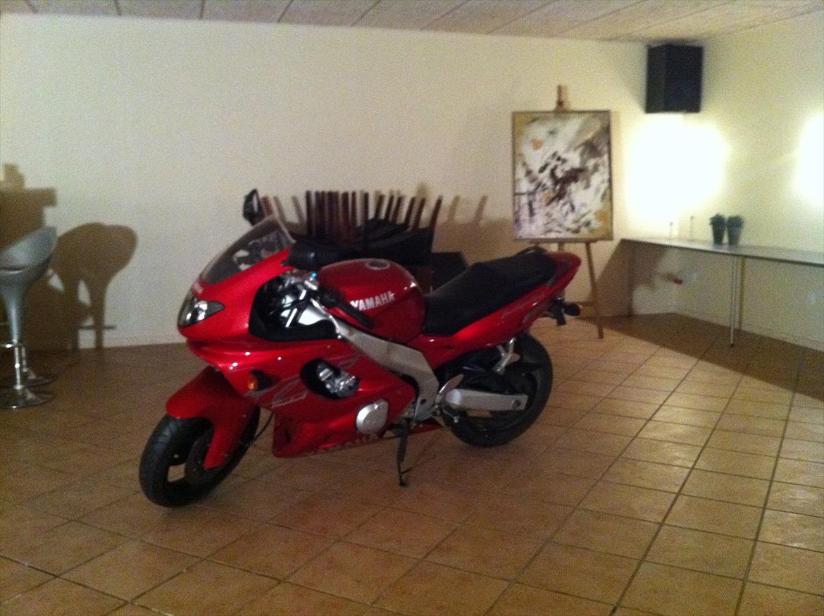 Yamaha yzf 600R billede 3