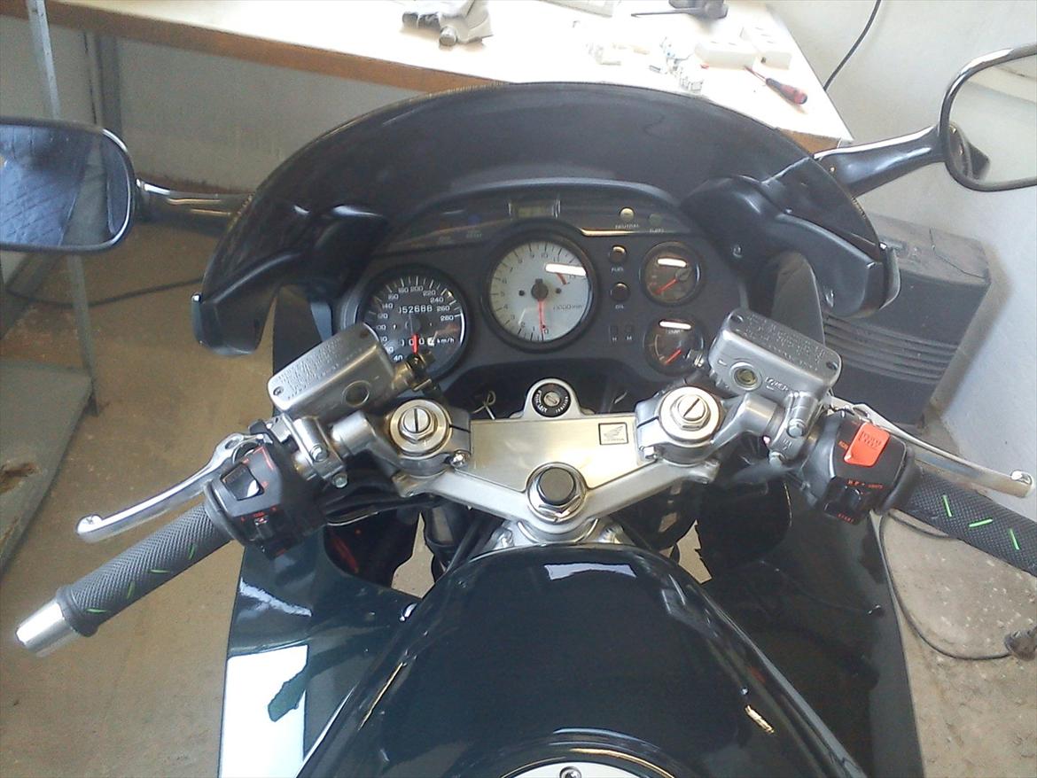 Honda vfr 750 rc36 II billede 9