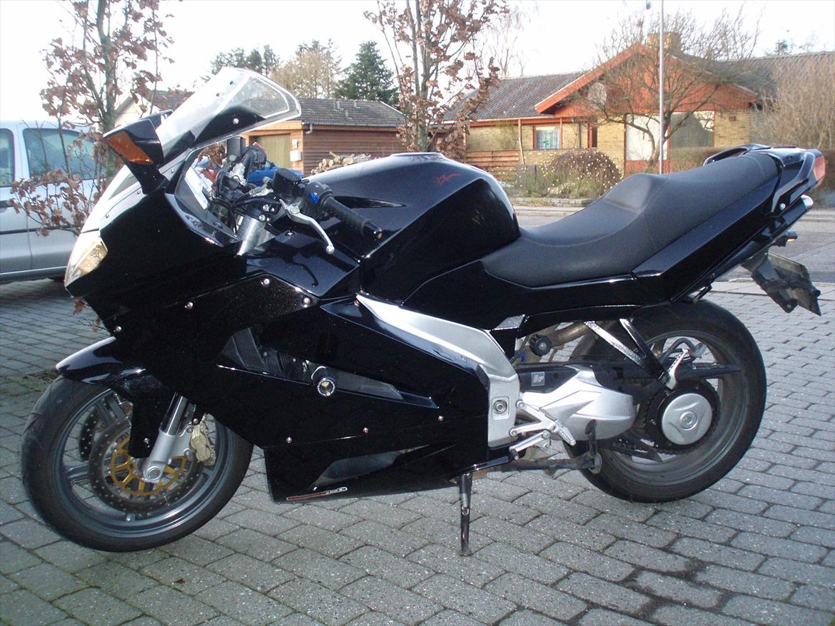 Aprilia RST Futura billede 1