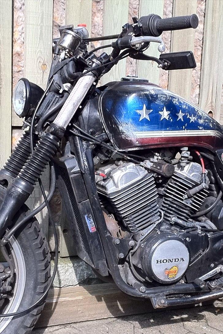 Honda VT500FT Ascot billede 3