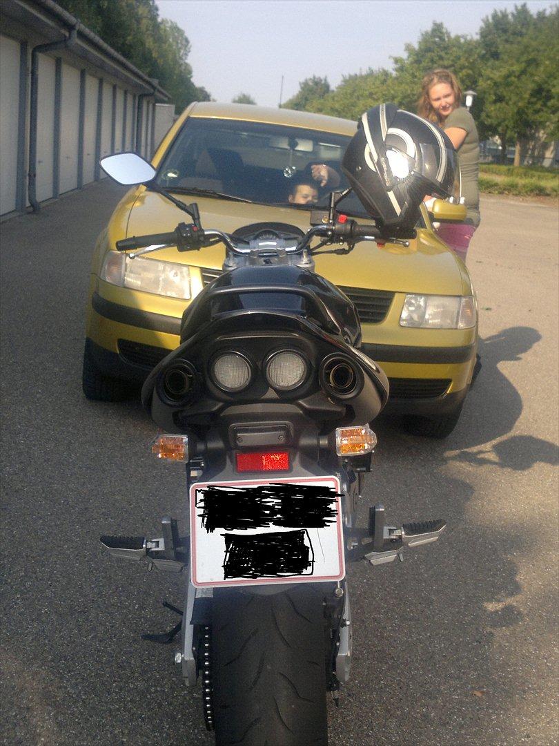 Suzuki Gsr 600 A billede 5