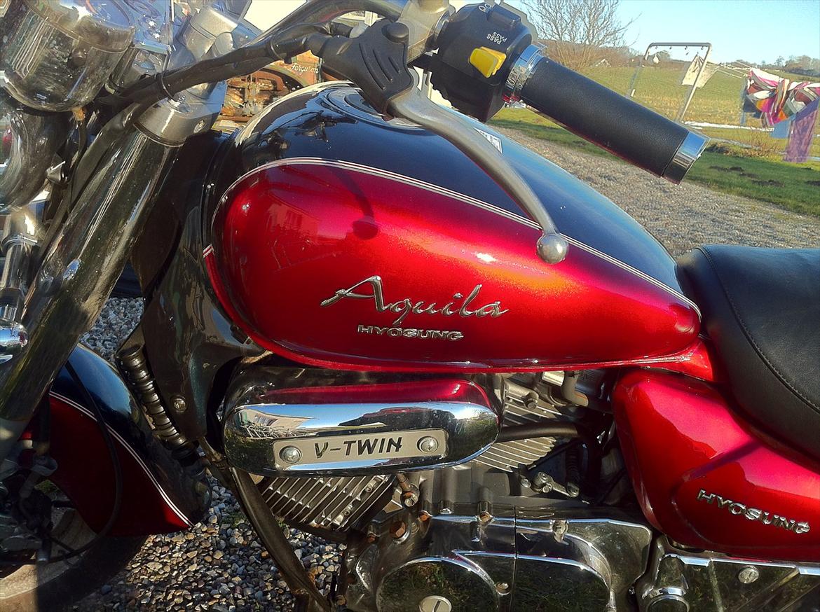 Hyosung gv 250 Aquila billede 3