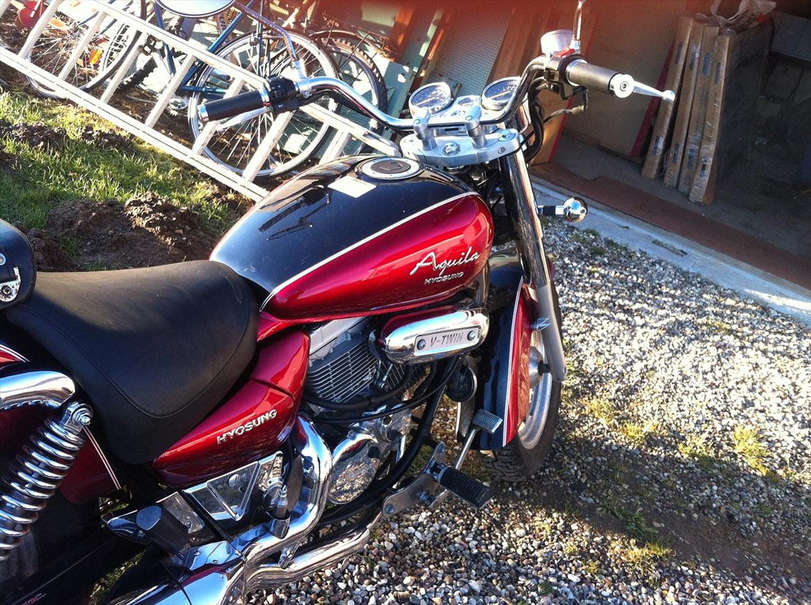 Hyosung gv 250 Aquila billede 4