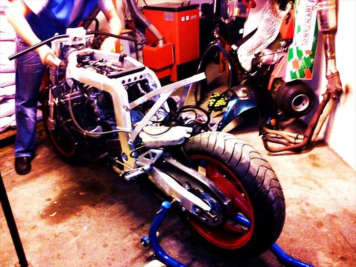 Suzuki Gsx-R billede 1