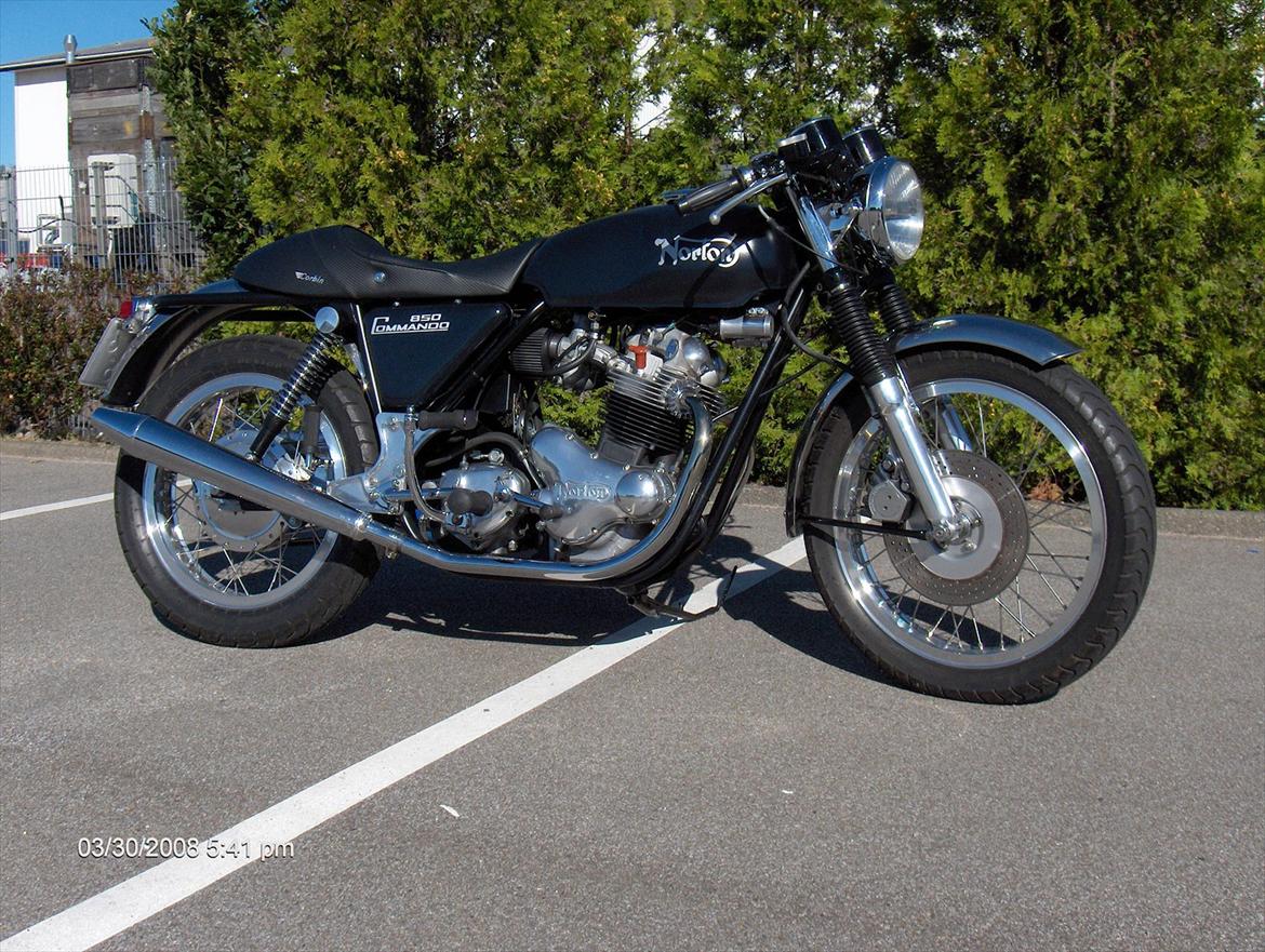Norton Commando 850 billede 2