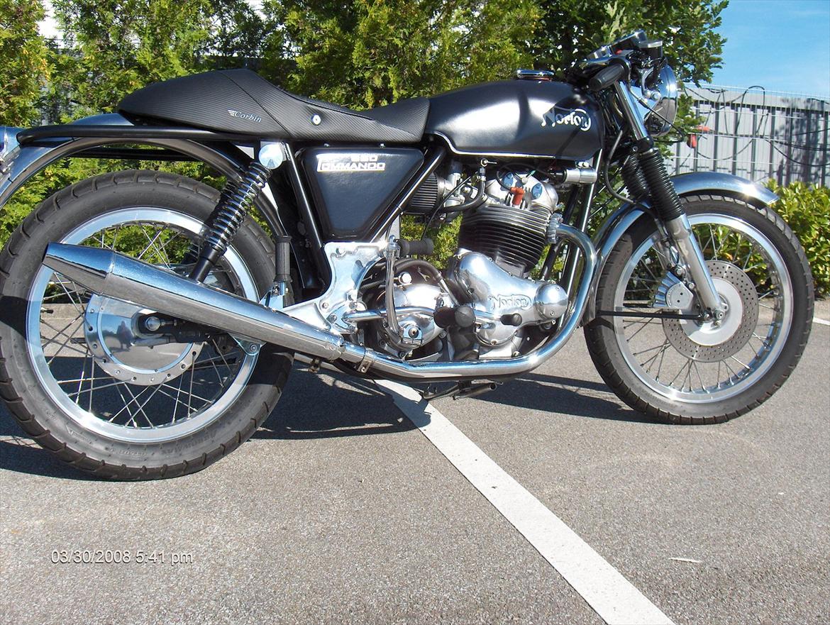 Norton Commando 850 billede 3