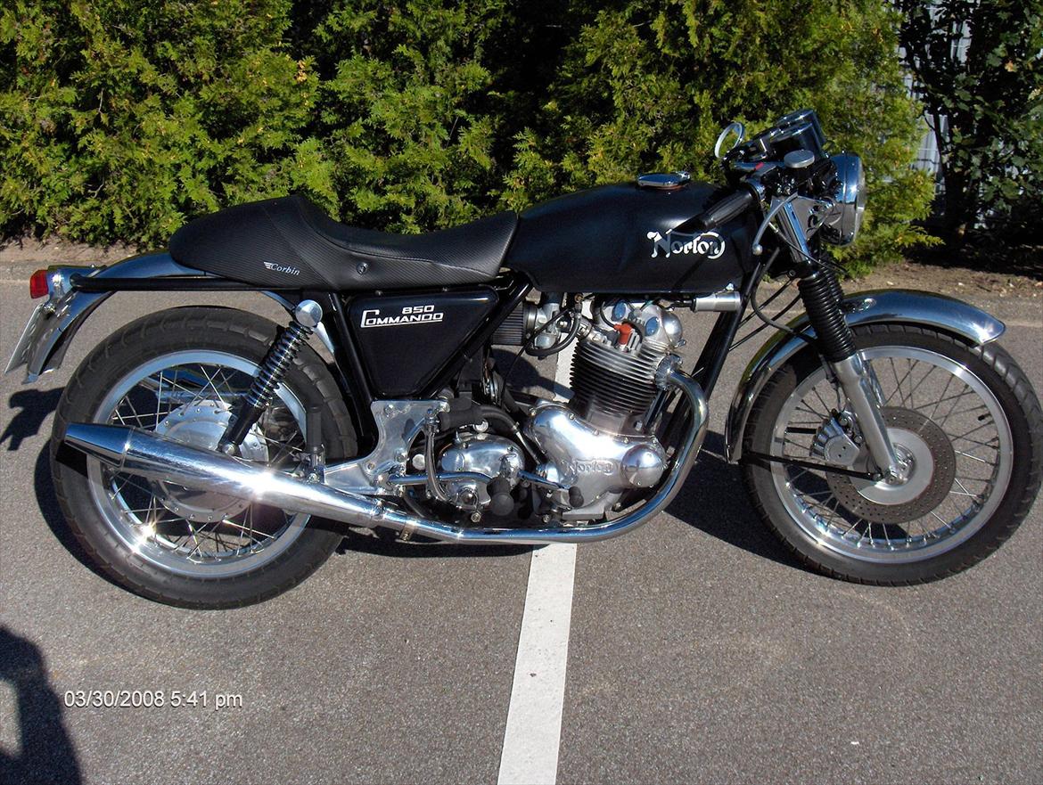 Norton Commando 850 billede 4