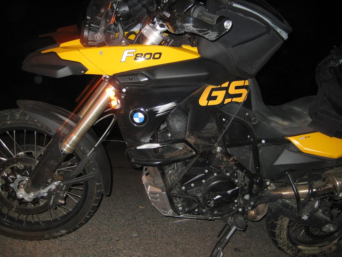 BMW F800GS - Efter møde med vildsvin billede 3