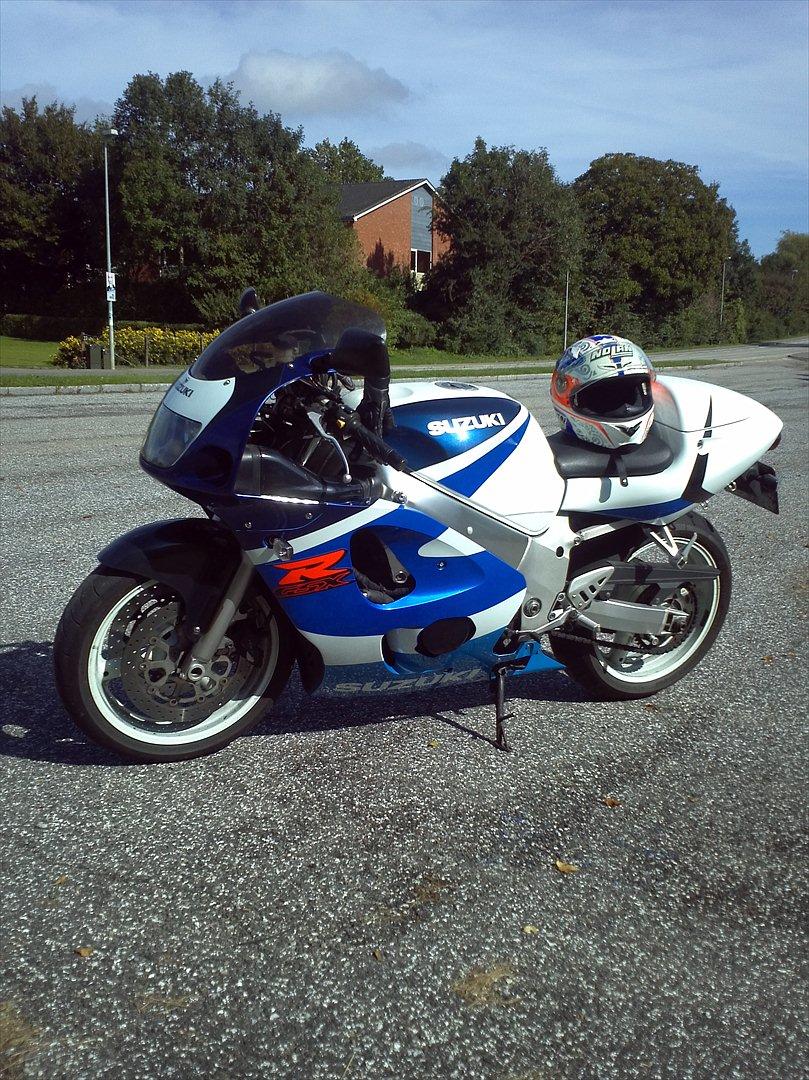 Suzuki GSXR 600 Srad - Fra sæson '11 billede 14