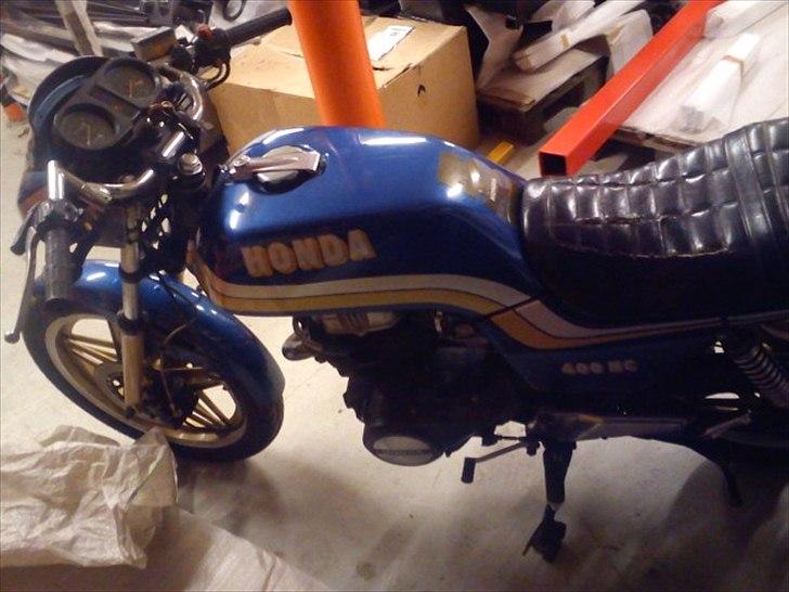 Honda CB400n solgt billede 4