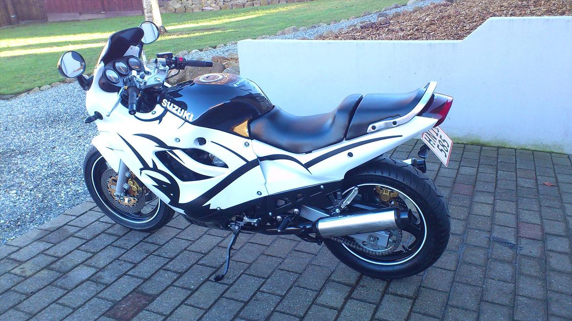 Suzuki GSX 600F billede 2