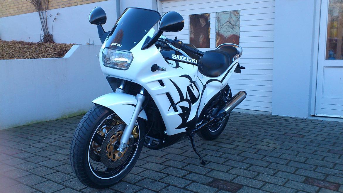 Suzuki GSX 600F billede 8