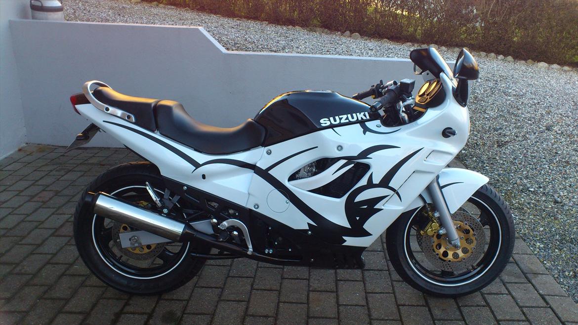 Suzuki GSX 600F billede 10