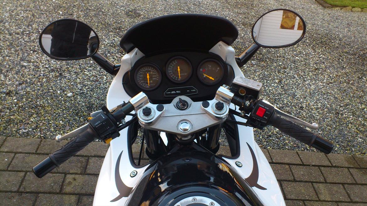 Suzuki GSX 600F billede 12