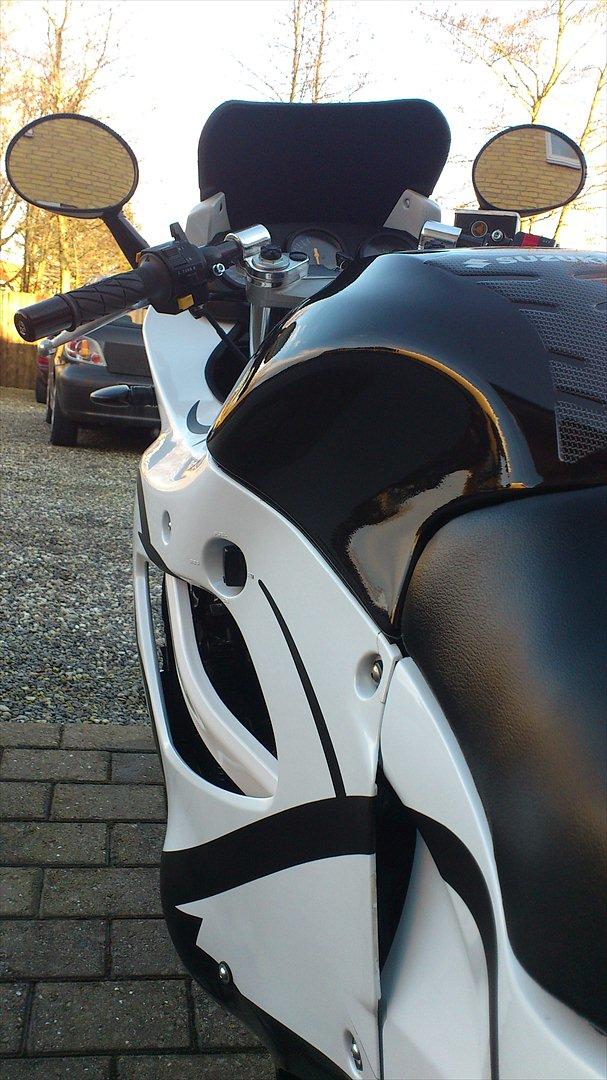 Suzuki GSX 600F billede 15