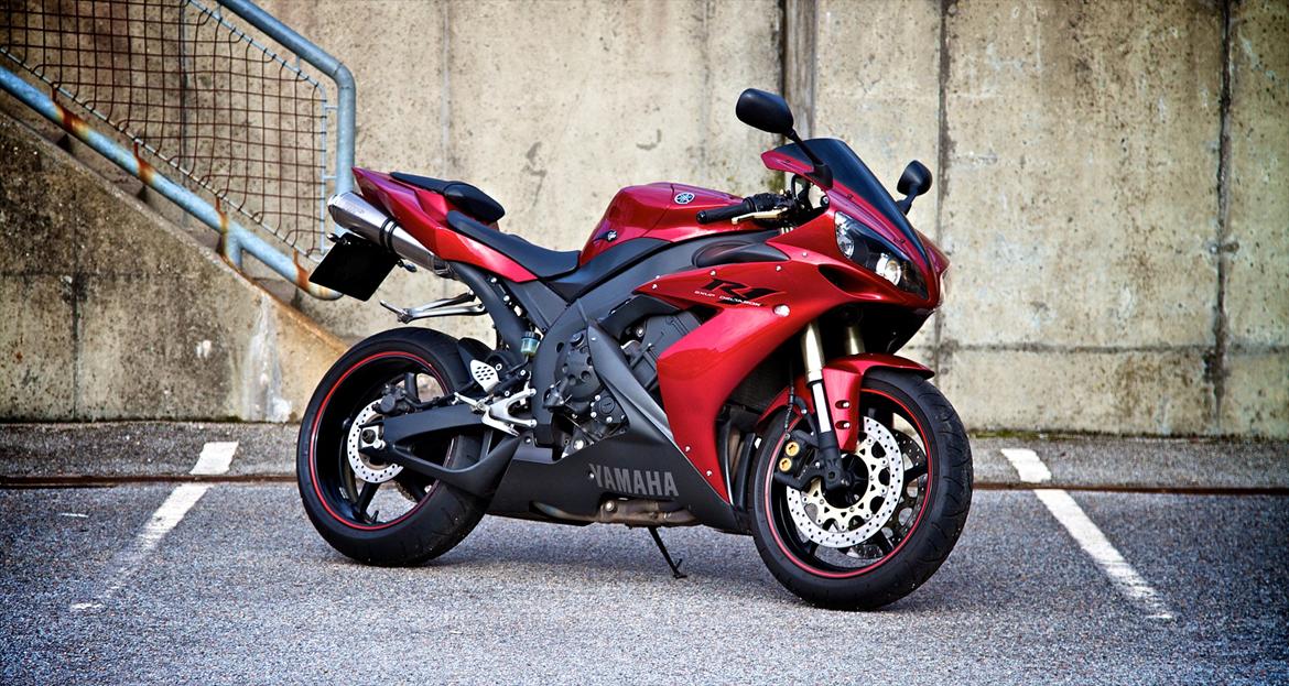 Yamaha YZF R1 billede 3