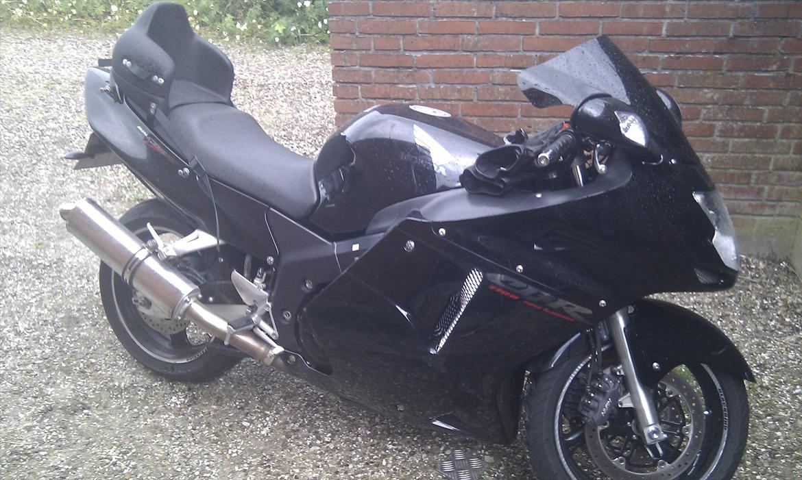 Honda CBR1100XX Super Blackbird SOLGT - Når tøsen/knægten skal med ;-) billede 18