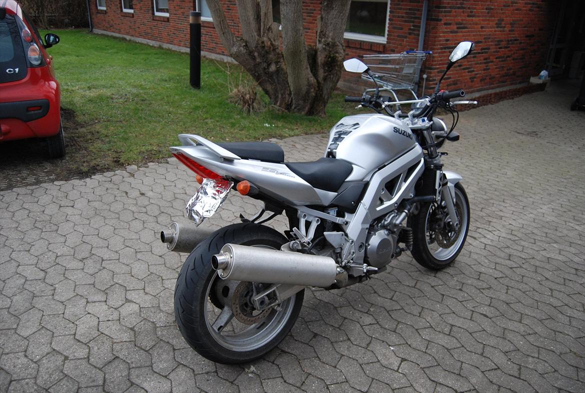 Suzuki Sv Mille Nudo billede 6