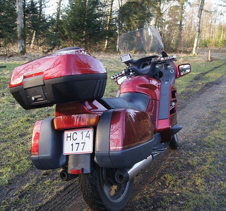 Honda ST 1100 Pan European billede 3