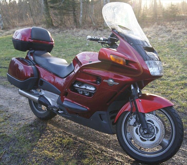 Honda ST 1100 Pan European billede 4