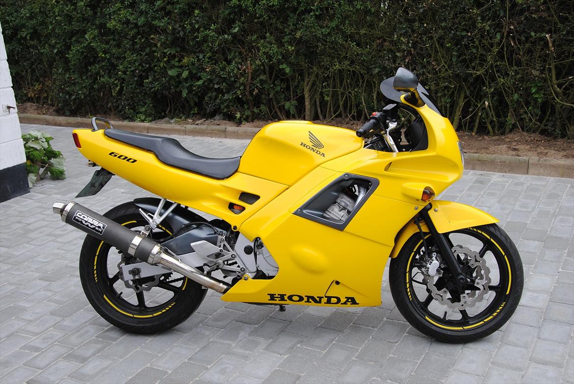 Honda cbr 600 f  billede 1