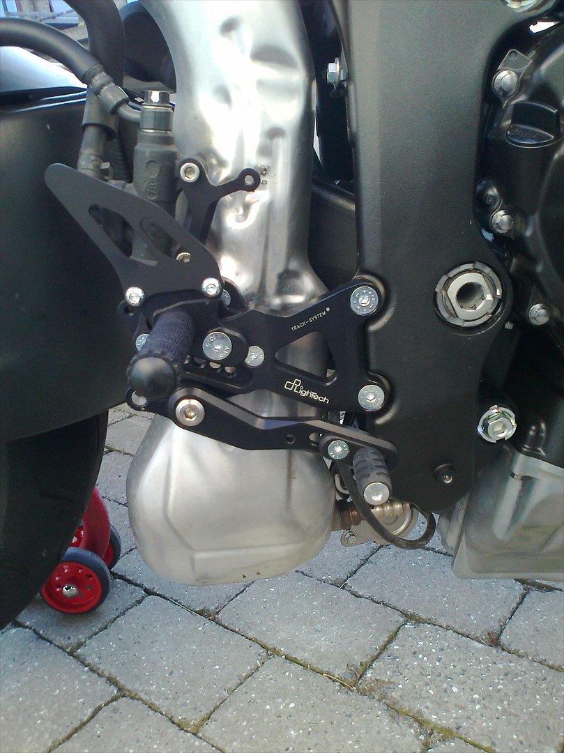 Honda CBR 600 RR *baneged* #Solgt# - Lækre LighTech fodhvilere billede 4