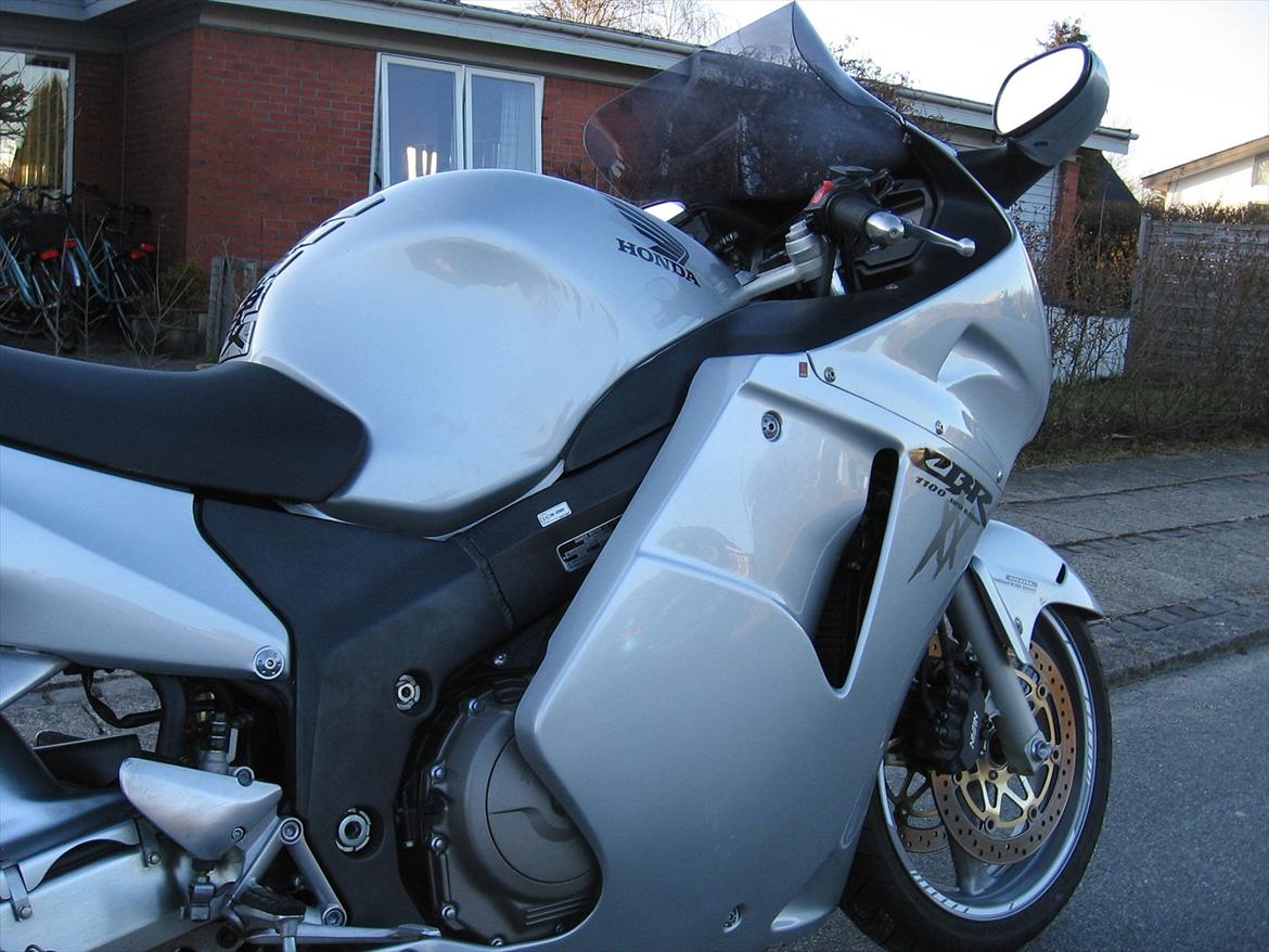 Honda Cbr 1100 xx Blackbird Solgt - Sæson 2012 billede 13