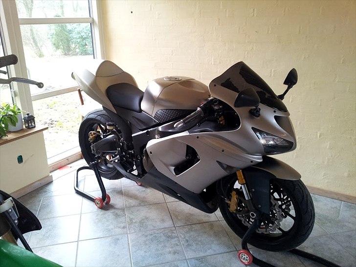 Kawasaki ZX6R 636 billede 13