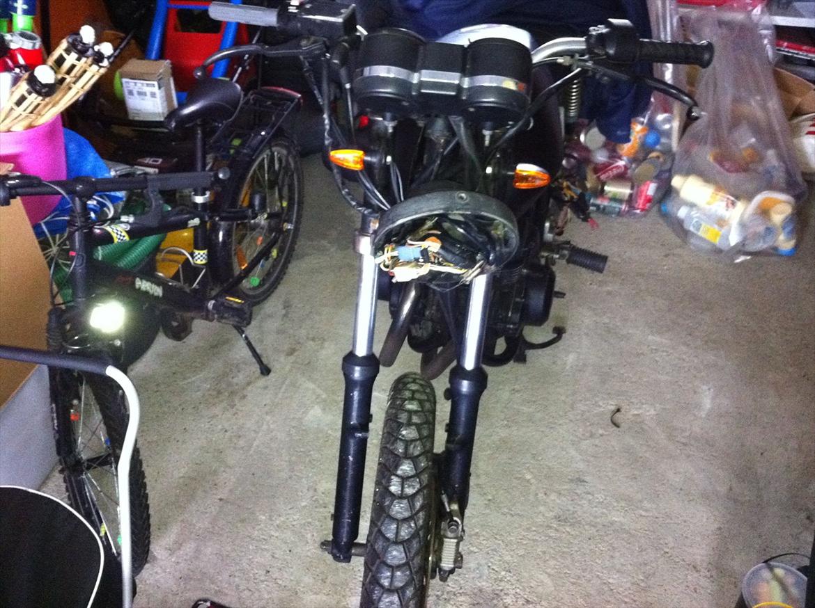 Suzuki GSX 250 ES billede 9