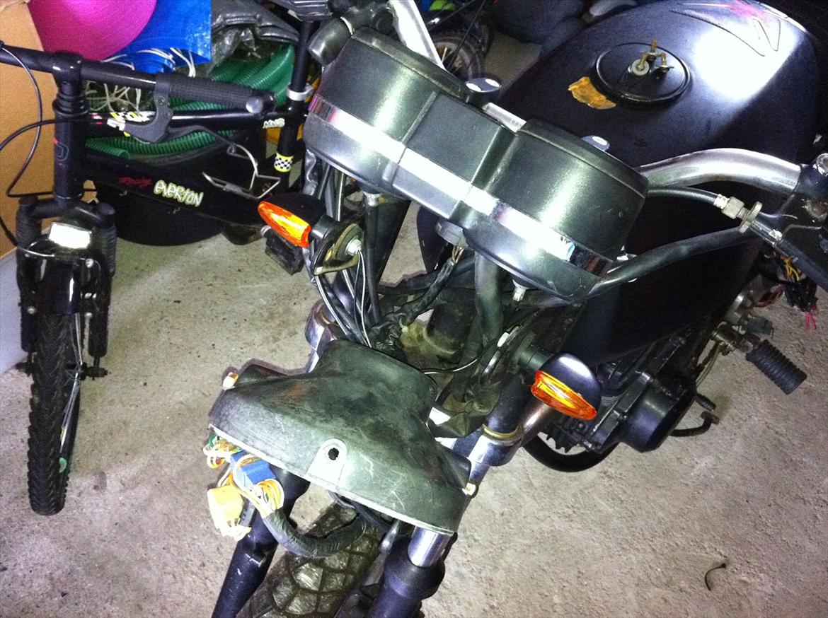 Suzuki GSX 250 ES billede 10