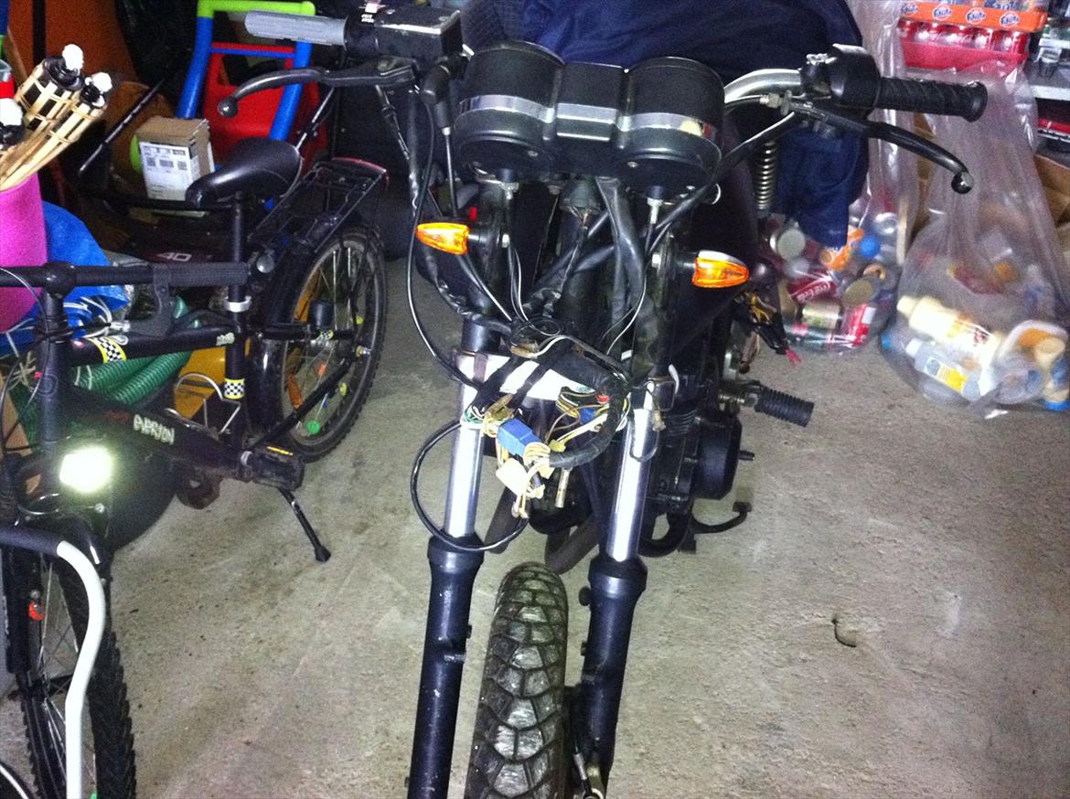 Suzuki GSX 250 ES billede 11