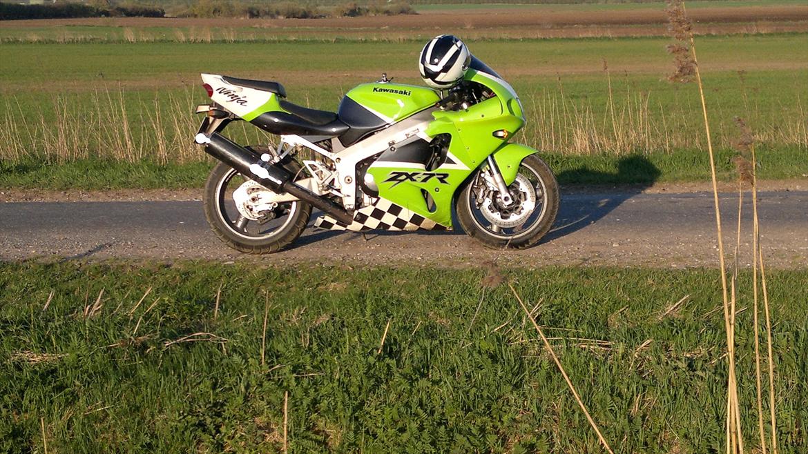 Kawasaki zx7R billede 1