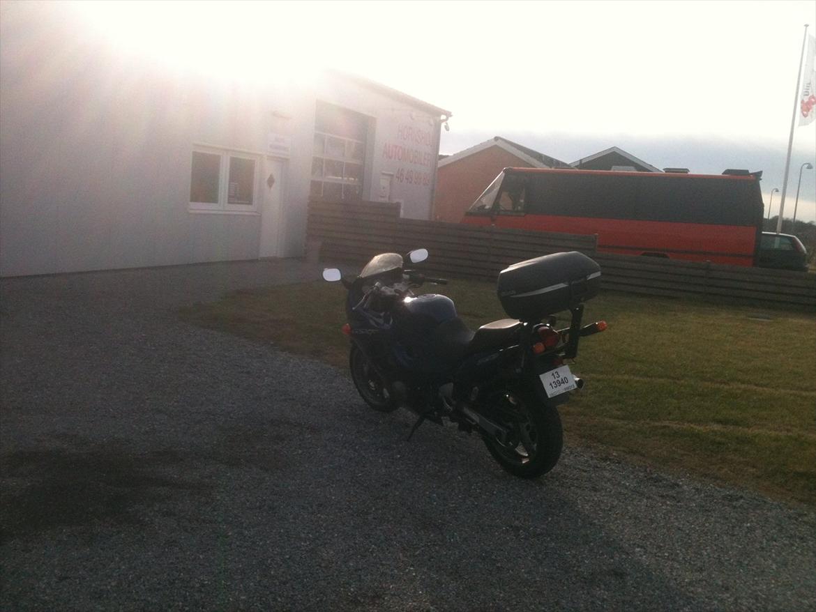 Suzuki GSX 750 F - På prøveplade den 5 marts, dejlig dag
synet kl 15.36, på plade kl 16 ;-) billede 3