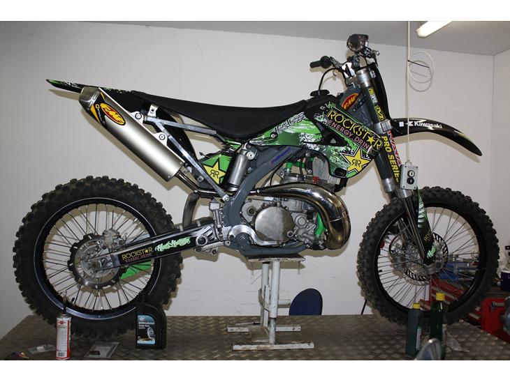 {{currentPhoto.altText}} billede {{currentPhoto.number}}