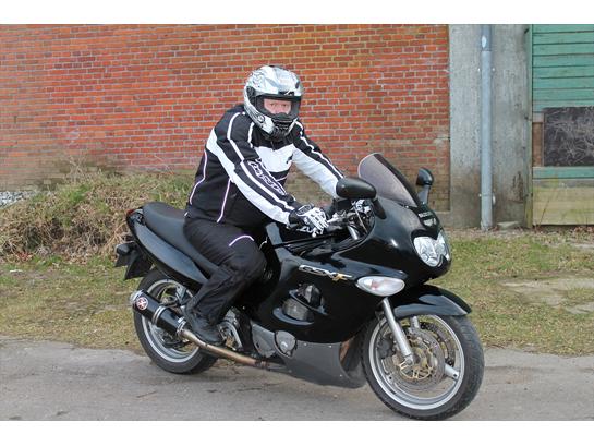 {{currentPhoto.altText}} billede {{currentPhoto.number}}