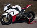Honda CBR 1000 RR Baneged