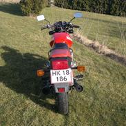 Suzuki GS 550M kantana *SOLGT*