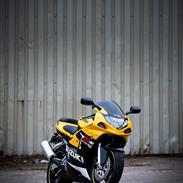 Suzuki gsxr 600 K1