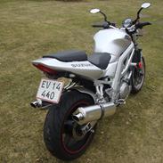 Suzuki SV 1000 K4