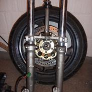 Suzuki rf 600r