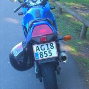 Suzuki gsx 750 f