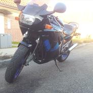 Suzuki Gsx 600 f