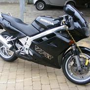 Honda VFR750F RC36