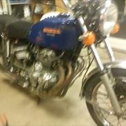 Honda cb400f super sport