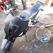 Honda vf 400
